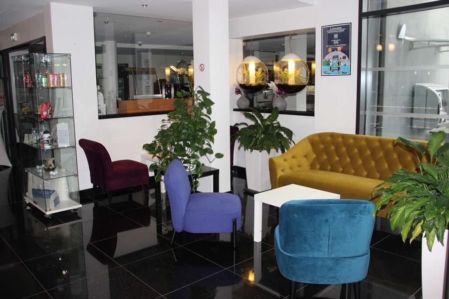 Kyriad Saint Quentin En Yvelines - Montigny Екстериор снимка
