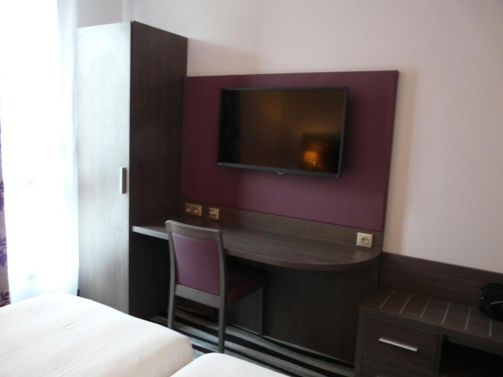 Kyriad Saint Quentin En Yvelines - Montigny Стая снимка