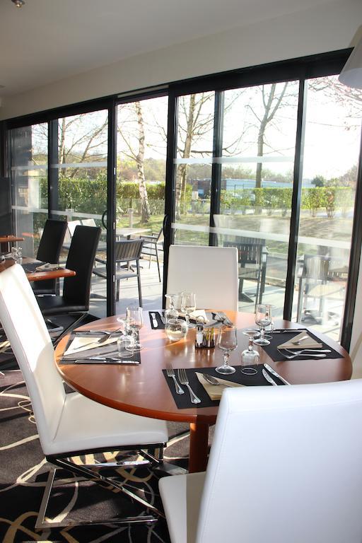 Kyriad Saint Quentin En Yvelines - Montigny Екстериор снимка